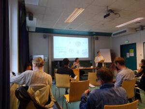 people sitting in a room at the Wednesday Seminar V. Siegl at the Institute of Social and Cultural Anthropology_©health matters